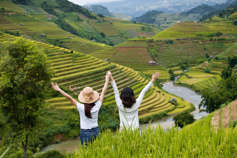 du lịch tiết kiệm 10