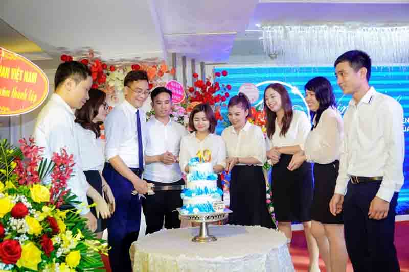 CEO Đặng Quốc Chinh – Lãnh Đạo Bằng Trái Tim, Kiến Tạo Niềm Tin 9 ceo-dang-quoc-chinh-le-ky-niem-thanh-lap-yen-phat